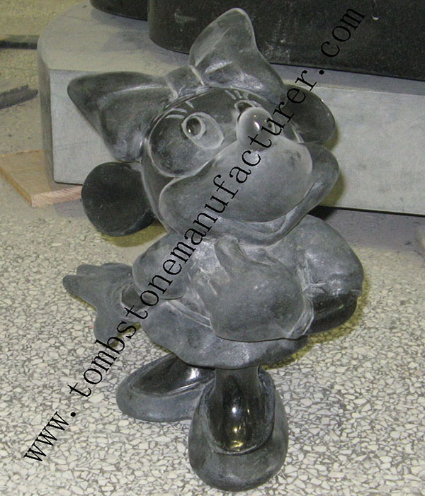Mickey Sculpture1